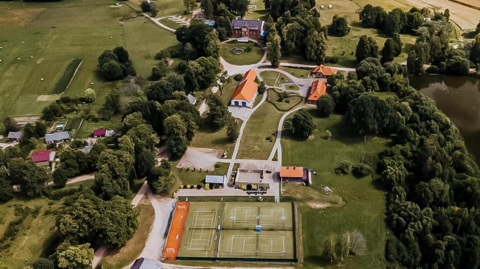 Piena Muiza - Berghof Hotel & Spa Sieksate Luaran gambar